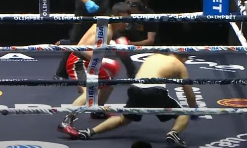 Нокаутом в первом раунде завершился бой узбекистанского боксера и экс-чемпиона WBC. Видео