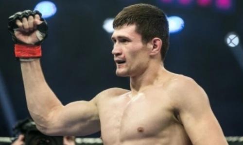 Казахстанский боец объяснил, почему остался «за бортом» титульного поединка с непобежденным чемпионом