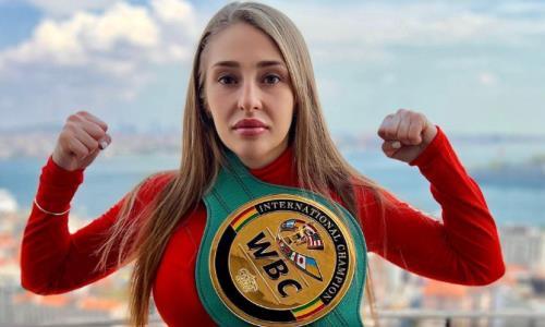 «Я думала, поклонник». Казахстанская боксерша получила неожиданный подарок из США. Видео