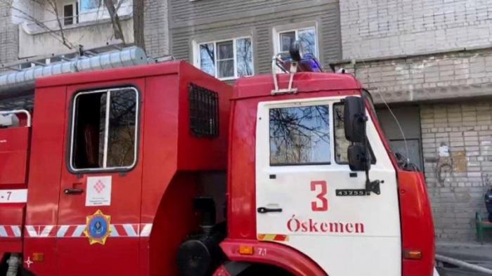 Огнеборцы спасли 2 человек из полыхающей квартиры в Усть-Каменогорске
                05 мая 2023, 16:09