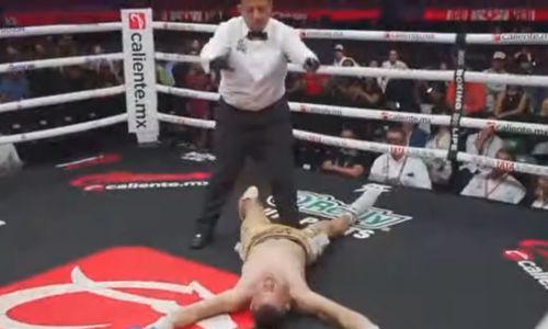 Видео нокаута в бою казахстанского боксера сразу после победы «Канело»