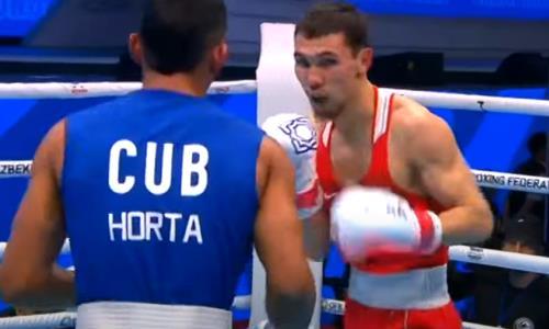 Видео полного боя Казахстан — Куба на ЧМ-2023 с разгромной победой 21-летнего боксера