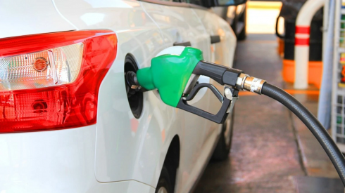 В Казахстане зафиксировали рекордный рост цен на бензин