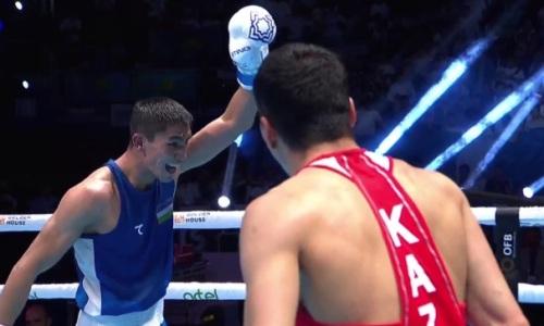 Издевательский жест узбекистанца во время финала ЧМ-2023 по боксу с казахстанцем попал на видео