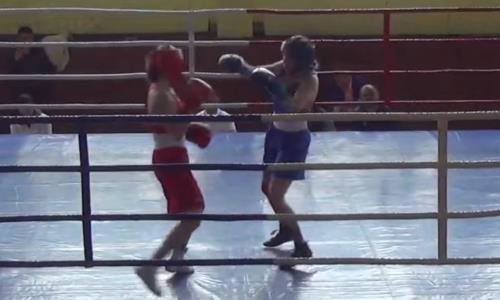 «Забрали у меня бой». Поединок самых красивых боксерш Казахстана получил неожиданный оборот. Видео