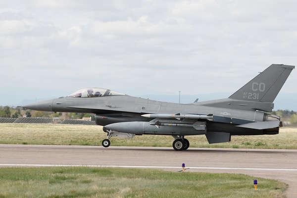 Президент США Байден заявил об обещании Зеленского не использовать F-16 по целям в России