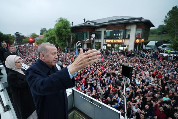 Соперник Эрдогана Кылычдароглу назвал несправедливыми прошедшие в Турции выборы