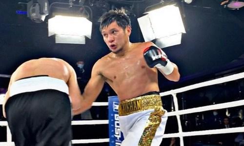 Боксер из Казахстана получил бой с непобежденным нокаутером