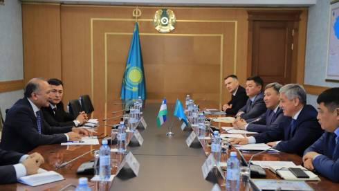 Ермаганбет Булекпаев встретился с послом Узбекистана