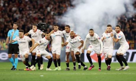Серия пенальти решила судьбу драматичного финала Лиги Европы