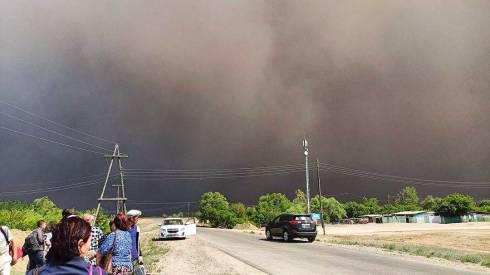 В Караганде собирают гуманитарную помощь пострадавшим в пожарах жителям Абайской области