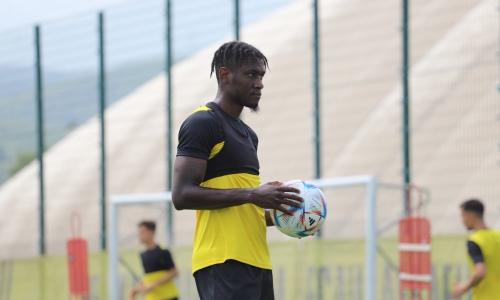 Камерунский футболист из РПЛ прибыл в «Кайрат»