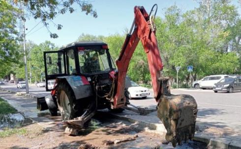 Водопроводную аварию в Центральном парке Караганды ликвидировали