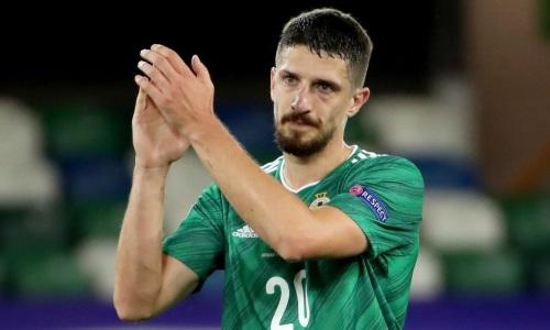 Основной защитник Северной Ирландии травмировался перед матчем с Казахстаном
