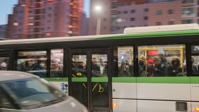 Несколько автобусных маршрутов изменили схему движения в Астане
                24 июня 2023, 15:24