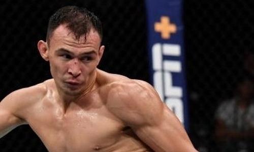 Дамир Исмагулов показал свое лицо и сделал заявление после разгрома в UFC