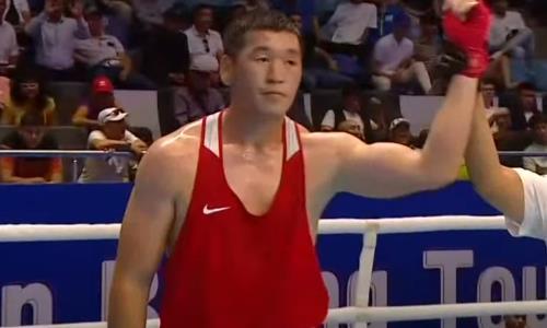 Казахстанский боксер после дисквалификации второй год подряд стал чемпионом международного турнира