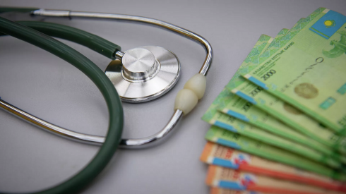 Медикам госполиклиник в Казахстане повысят зарплату с 1 сентября