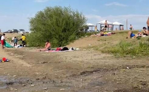 Карагандинцы пожаловались на подозрительные источники воды, бьющие из-под земли на берегу Фёдоровского водохранилища
