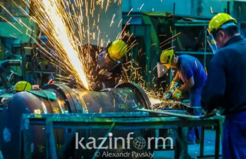 Каким специалистам работодатели готовы платить больше всего в Казахстане