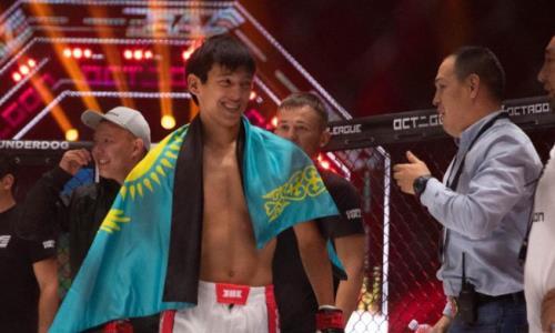 Непобежденный казахстанец рассказал об особенном моменте при подписании контракта с UFC