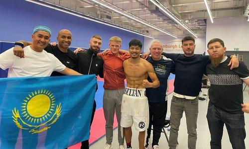 «Слишком высокий класс». Казахстанский боксер впечатлил доминирующей победой