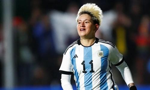 Аргентинскую футболистку раскритиковали за тату с Роналду. Она ответила о «ненависти» к Месси