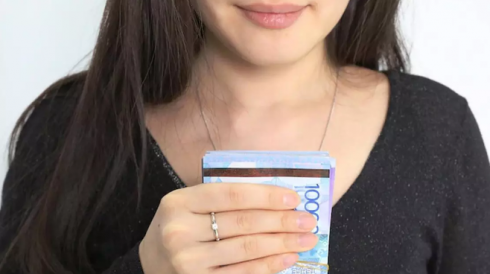 Казахстанцы вновь набрали рекордное количество кредитов