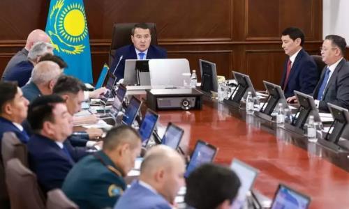 «Все разваливается». Премьер-Министр раскритиковал состояние спортобъектов в Казахстане