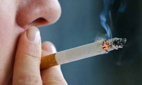 Ученые: Курение в сочетании с вирусом папилломы человека повышает риск развития рака головы и шеи