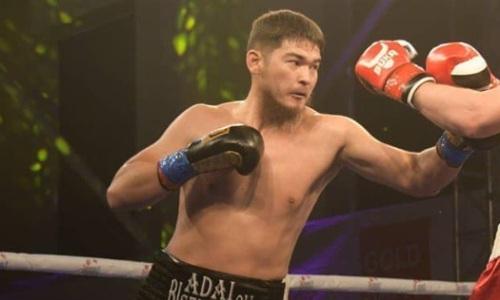 Казахстанский боксер анонсировал свой бой на DAZN