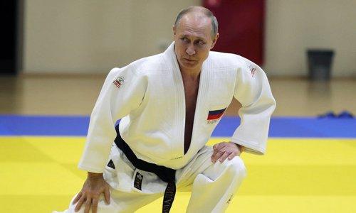 В UFC нашли соперника Владимиру Путину