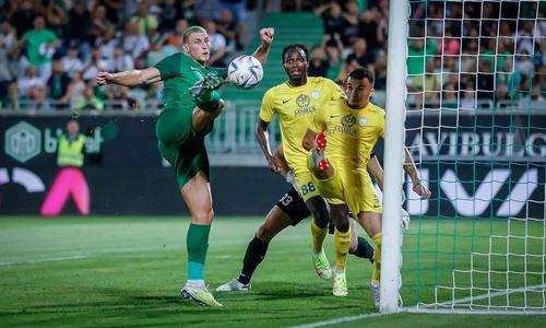 «Астана» и «Кайрат» сыграли юбилейные матчи в еврокубках