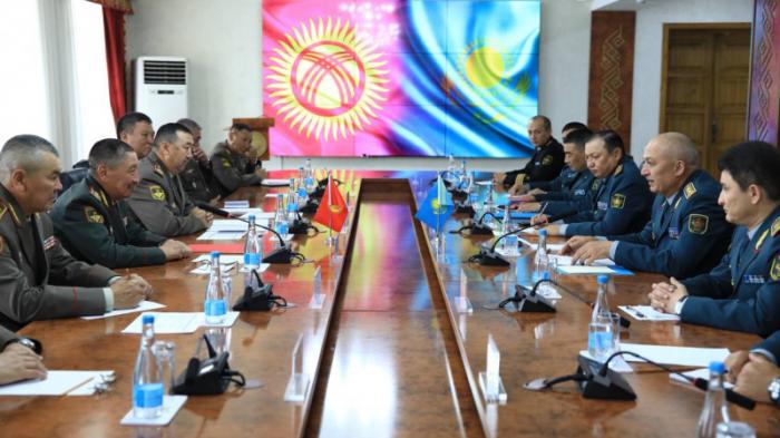 Состоялась встреча министров обороны Казахстана и Кыргызстана
                22 августа 2023, 20:03