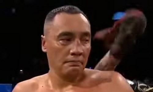 Казахстанский боксер потерял шанс на большой бой в США