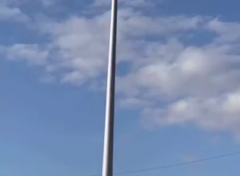 В акимате Караганды прокомментировали пустой флагшток в День Конституции