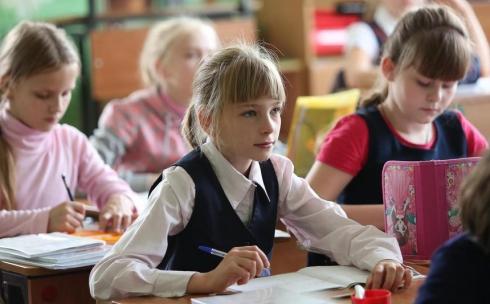 В школах Карагандинской области рассмотрят возможность перехода на пятидневку