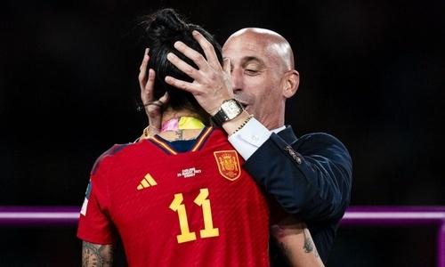 Футболистка сборной Испании обратилась в прокуратуру после сексистского скандала на ЧМ-2023