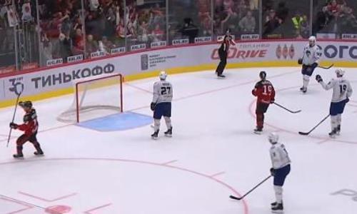 Видеообзор матча КХЛ, или Как «Барыс» провалил период и проиграл «Авангарду»