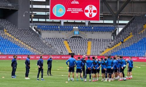 Фоторепортаж с тренировки сборной Казахстана перед матчем с Северной Ирландией