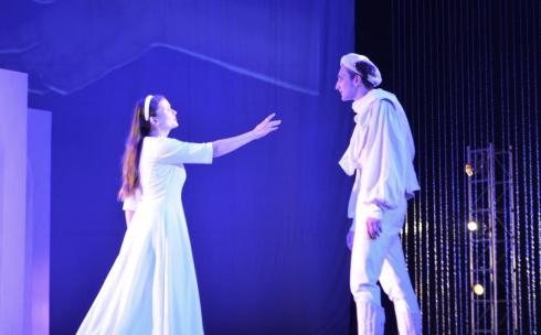 Перевернётся ли Шекспир?.. В карагандинском театре Станиславского поставили спектакль «Ромео и Джульетта»