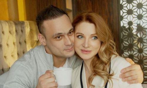 Илья Ильин с женой решили заняться расследованием громкого допинг-скандала