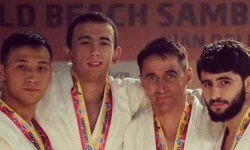 Казахстанцы завоевали медали на чемпионате мира по пляжному самбо