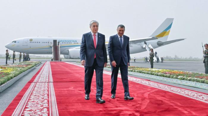 Президент Токаев прибыл в Душанбе
                14 сентября 2023, 12:22