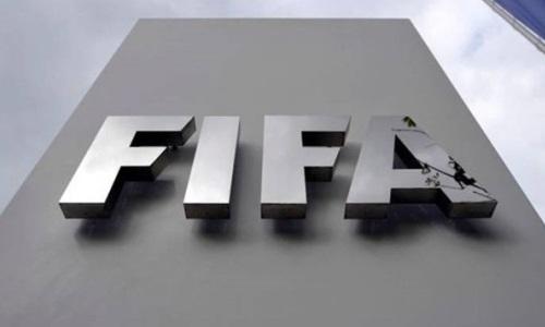«Нас просто выгнали». ФИФА обвинили в разрушении футбола Украины