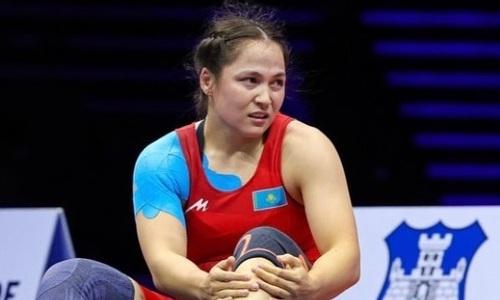 Титулованная казахстанка признала свою ошибку после медали на ЧМ-2023 по борьбе