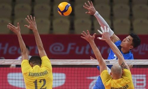 Казахстанские волейболисты разгромно проиграли на Азиаде-2023