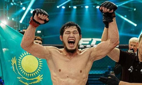 Казахстанский боец сразится за титул после исторического поединка