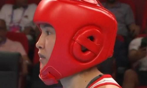 Казахстан разгромом с нокдауном выиграл четвертый бой подряд на старте боксерского турнира Азиады-2023