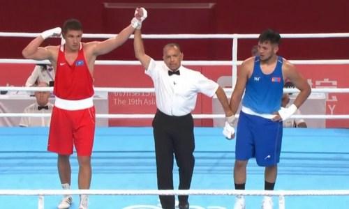 Видео боя казахстанского боксера с избиением и досрочной победой на Азиаде-2023